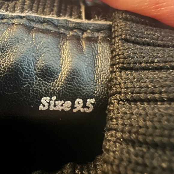 Dolce vita Black Bootie - 9 1/2 - Picture 6 of 8